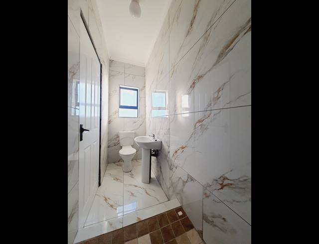 1 BEDROOM APARTMENT TO LET IN RABIE RIDGE
